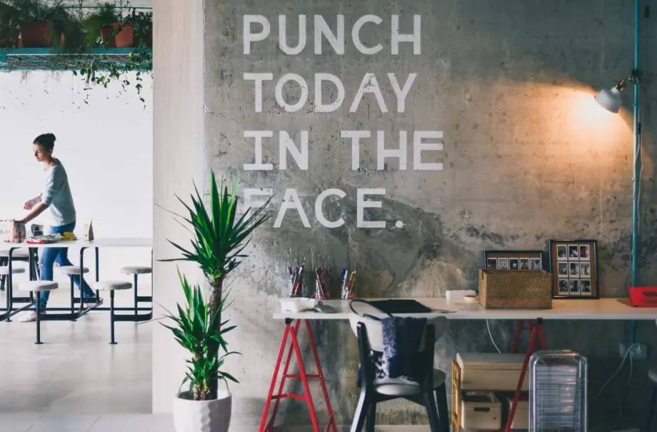 johnson-wang-515995-unsplash